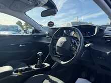 22/22 Peugeot 208 1.5 BlueHDi Allure Premium Manual 100 ps
