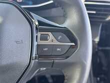 22/22 Peugeot 208 1.5 BlueHDi Allure Premium Manual 100 ps