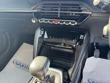 22/22 Peugeot 208 1.5 BlueHDi Allure Premium Manual 100 ps