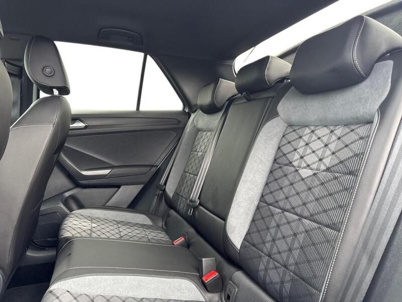 Volkswagen 2.0 TDI R-Line SUV 5dr Diesel DSG Euro 6 (s/s) (150 ps)