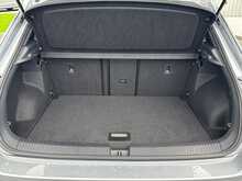 75/25 Volkswagen T-Roc 2.0 TDI R-Line Diesel DSG 150 ps