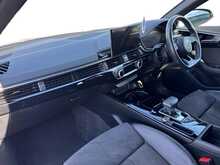 20/20 Audi A4 2.0 TFSI 35 Black Edition Estate 5dr Petrol S Tronic Euro 6 (s/s) (150 ps)