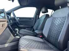 22/22 Volkswagen T-Roc 2.0 TDI R-Line Diesel DSG 150 ps