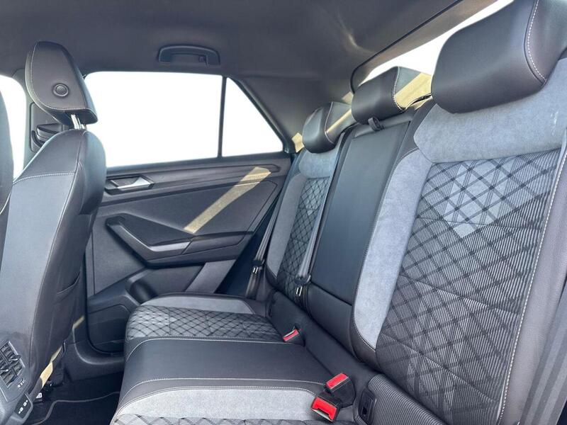 Volkswagen 2.0 TDI R-Line SUV 5dr Diesel DSG Euro 6 (s/s) (150 ps)