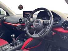 17/17 Audi Q2 1.0 TFSI Sport Petrol Manual 116 ps