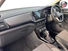 25/25 Volkswagen T-Cross TSI Match 1.0 DSG 110PS