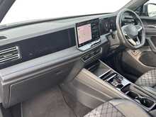 24/74 Volkswagen Tiguan TSI eHybrid R-Line SUV 1.5