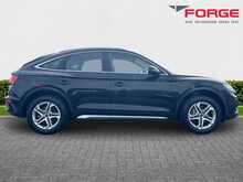 22/22 Audi Q5 2.0 TDI 40 Sport Sportback Diesel S Tronic quattro 204 ps