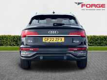 22/22 Audi Q5 2.0 TDI 40 Sport Sportback Diesel S Tronic quattro 204 ps