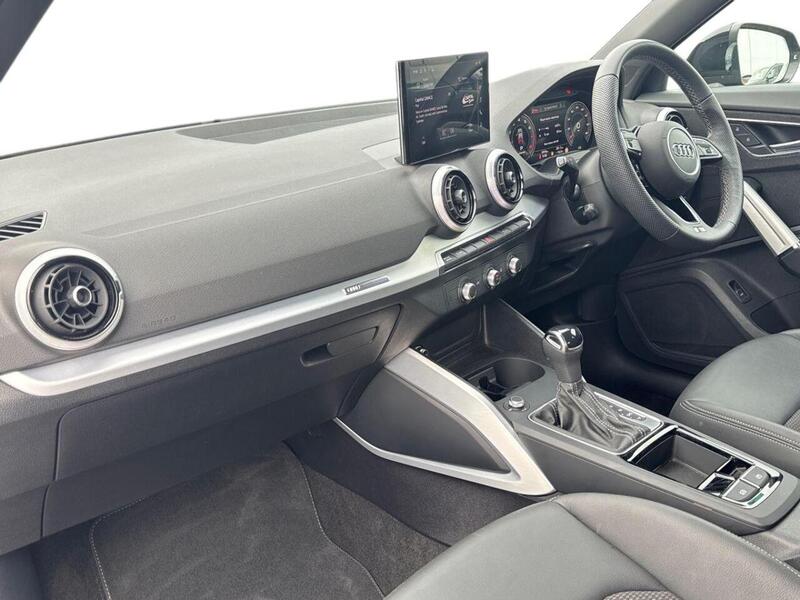 Audi 1.5 TFSI CoD 35 S line SUV 5dr Petrol S Tronic Euro 6 (s/s) (150 ps)