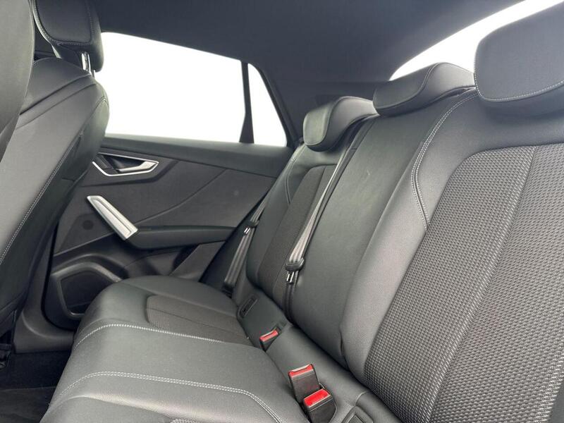 Audi 1.5 TFSI CoD 35 S line SUV 5dr Petrol S Tronic Euro 6 (s/s) (150 ps)