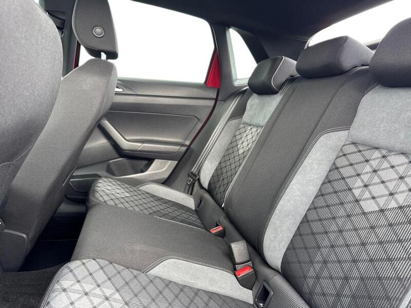 Volkswagen 1.0 TSI R-Line Hatchback 5dr Petrol DSG Euro 6 (s/s) (110 ps)
