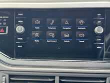 24/74 Volkswagen Polo 1.0 TSI R-Line Petrol DSG  (110 ps)