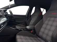 23/23 Volkswagen Golf TSI GTI