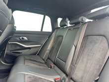 72/23 BMW 3 Series 2.0 320d MHT M Sport Touring 5dr Diesel Hybrid Auto Euro 6 (s/s) (190 ps)