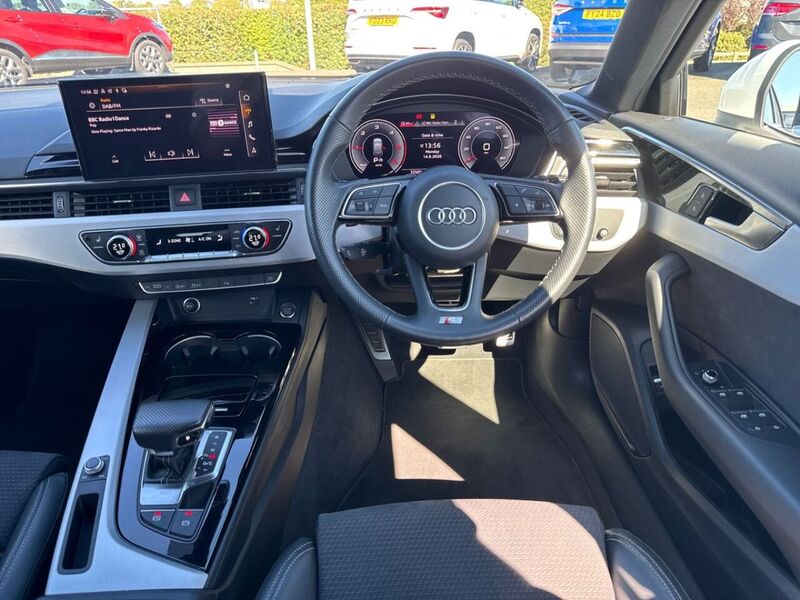 Audi 2.0 TDI 35 S line Estate 5dr Diesel S Tronic Euro 6 (s/s) (163 ps)