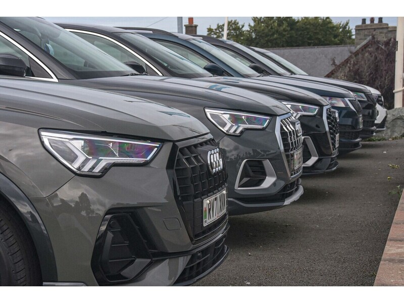 Audi 2.0 TDI 35 S line Estate 5dr Diesel S Tronic Euro 6 (s/s) (163 ps)