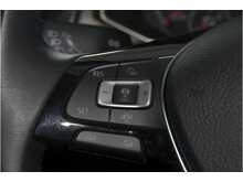 19/19 Volkswagen T-Roc 2.0 TDI SE 150PS 6 SPEED MANUAL SUV 5dr