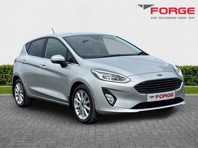 Ford T EcoBoost Titanium Hatchback 1.0 Manual Petrol
