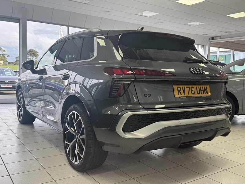 Audi Tfsi Quattro S Line 2.0 5dr Estate S- Line Petrol