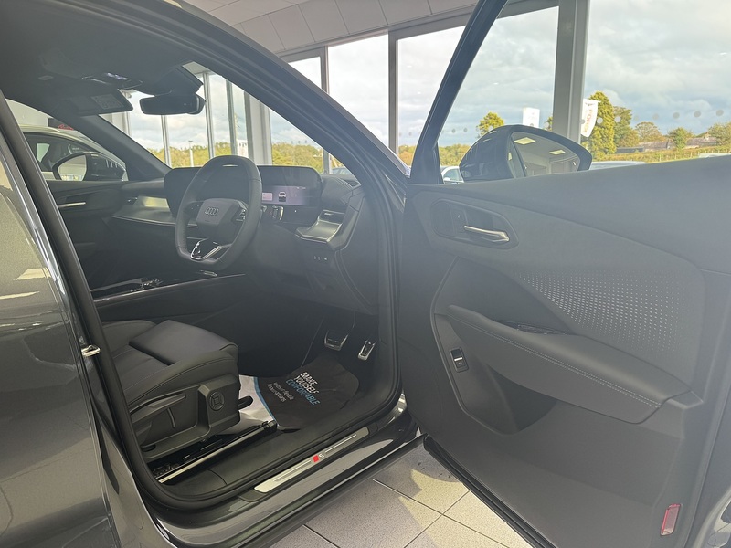 Audi Tfsi Quattro S Line 2.0 5dr Estate S- Line Petrol
