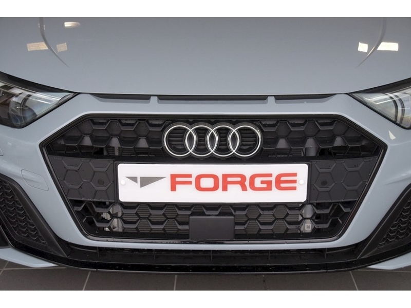Audi 1.5 TFSI 35 Black Edition Sportback 5dr Petrol S Tronic Euro 6 (s/s) (150 ps)