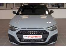 22/22 Audi A1 TFSI Black Edition