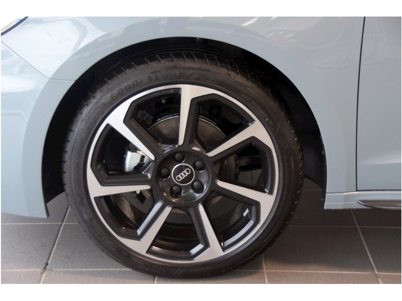 Audi 1.5 TFSI 35 Black Edition Sportback 5dr Petrol S Tronic Euro 6 (s/s) (150 ps)