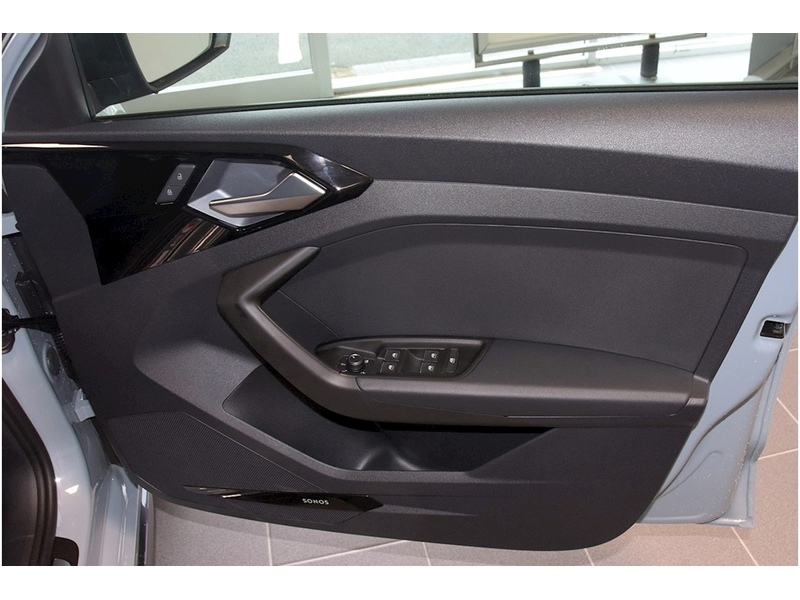 Audi 1.5 TFSI 35 Black Edition Sportback 5dr Petrol S Tronic Euro 6 (s/s) (150 ps)