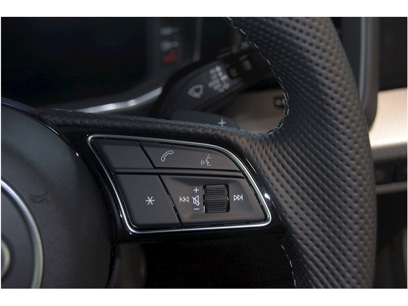 Audi 1.5 TFSI 35 Black Edition Sportback 5dr Petrol S Tronic Euro 6 (s/s) (150 ps)