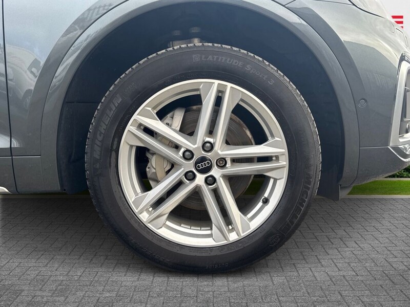 Audi 2.0 TDI 40 S line SUV 5dr Diesel S Tronic quattro Euro 6 (s/s) (204 ps)