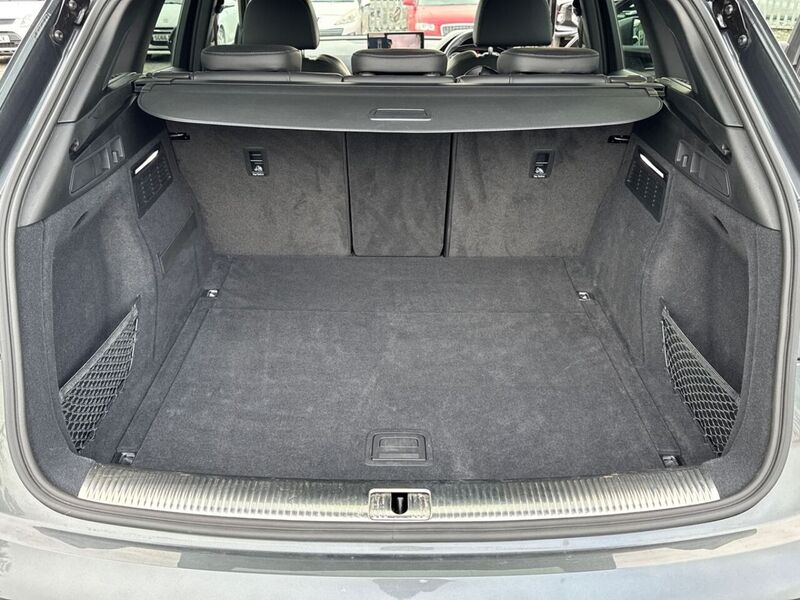 Audi 2.0 TDI 40 S line SUV 5dr Diesel S Tronic quattro Euro 6 (s/s) (204 ps)