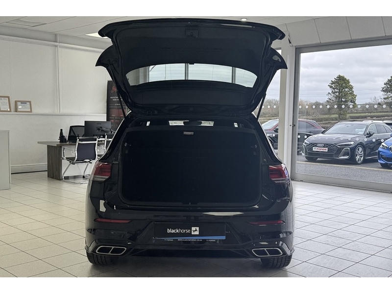 Volkswagen 1.5 TSI R-Line Hatchback 5dr Petrol Manual Euro 6 (s/s) (130 ps)