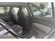 21/21 Volkwagen Golf R-Line 1.5 130ps Manual