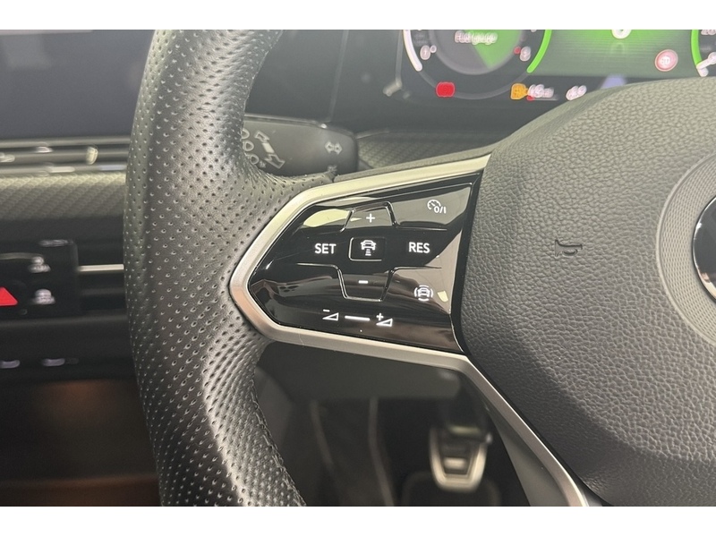 Volkswagen 1.5 TSI R-Line Hatchback 5dr Petrol Manual Euro 6 (s/s) (130 ps)