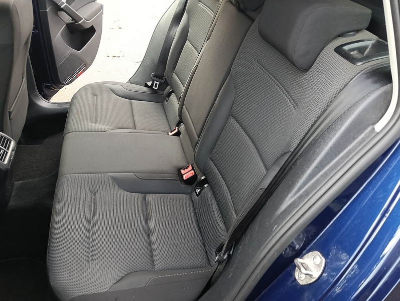 Volkswagen 1.6 TDI BlueMotion Tech SE Nav Estate 5dr Diesel DSG Euro 6 (s/s) (115 ps)