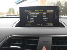 Audi Q3 TFSI CoD S line Edition 