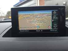 Audi Q3 TFSI CoD S line Edition 