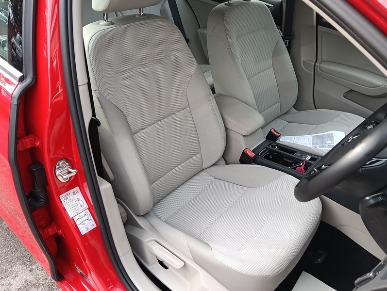 Volkswagen 1.4 TSI BlueMotion Tech +NAV=KEYLESS ENTRY+ REAR CAMERA+ Match Hatchback 5dr Petrol DSG Euro 6 (s/s) (125 ps)