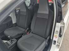 Volkswagen up! Move up! 