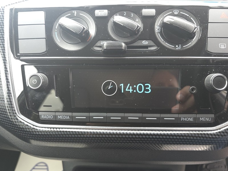 Volkswagen 1.0 Move up! Hatchback 5dr Petrol ASG Euro 6 (s/s) (60 ps)