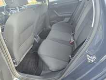 Volkswagen Polo TSI SE 