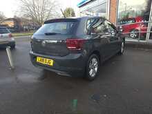 Volkswagen Polo TSI SE 