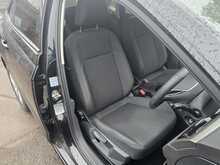 Volkswagen Polo TSI SE 