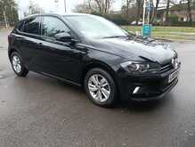 Volkswagen Polo TSI SE 