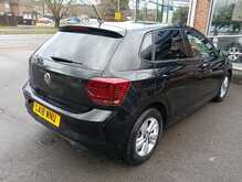 Volkswagen Polo TSI SE 