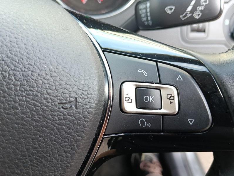 Volkswagen 1.2 TSI BlueMotion Tech SE Hatchback 5dr Petrol DSG Euro 6 (s/s) (90 ps)