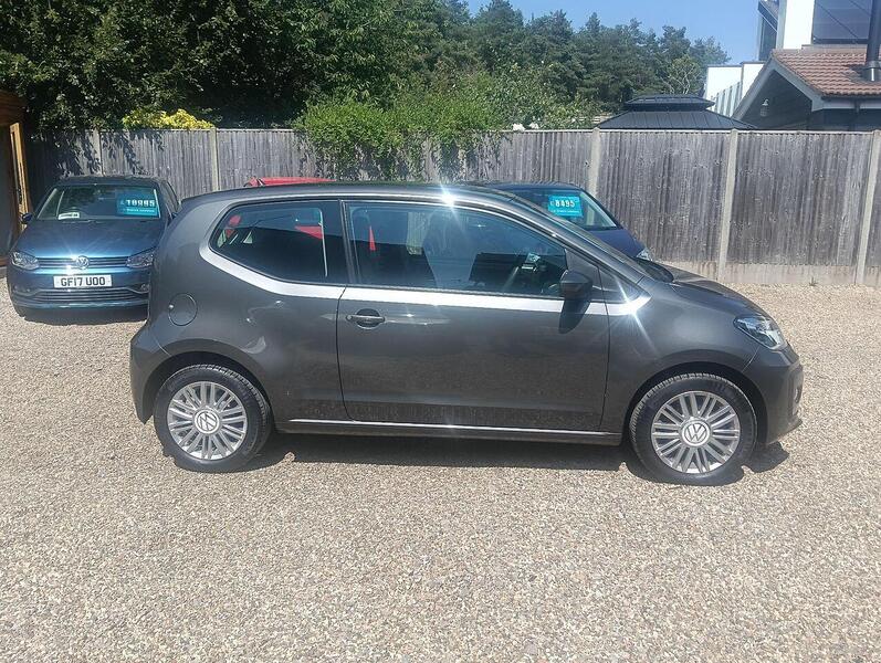 Volkswagen up! 1.0 up! Hatchback 3dr Petrol Manual Euro 6 (s/s) (65 ps) - U13884
