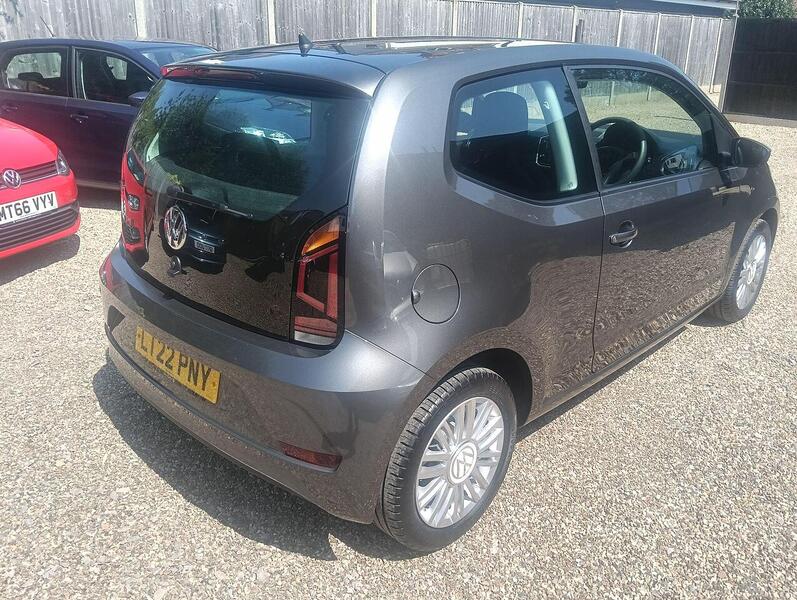 Volkswagen up! 1.0 up! Hatchback 3dr Petrol Manual Euro 6 (s/s) (65 ps) - U13884