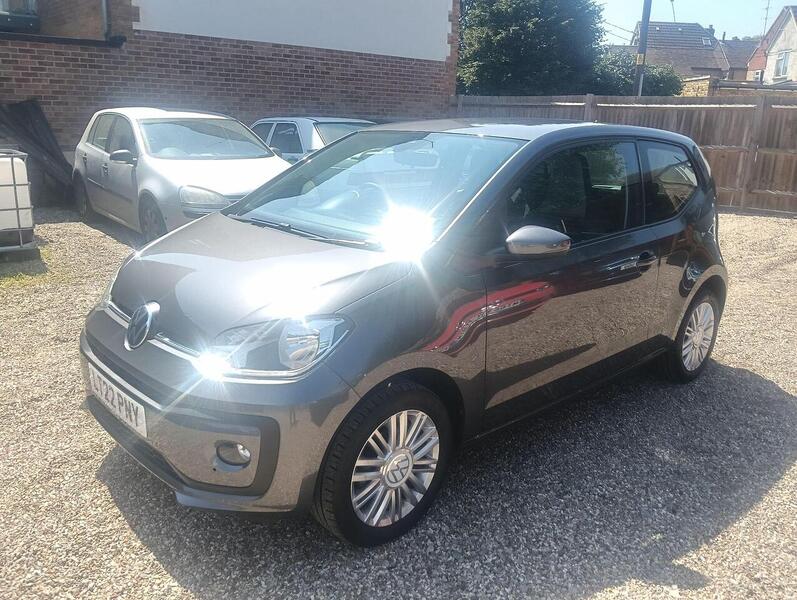 Volkswagen up! 1.0 up! Hatchback 3dr Petrol Manual Euro 6 (s/s) (65 ps) - U13884